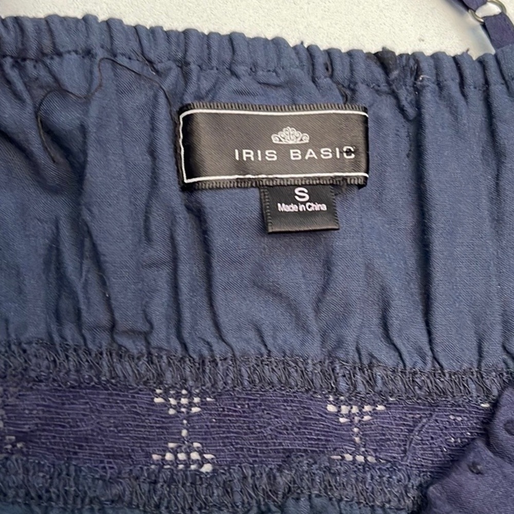 Iris Basic Navy Racerback Tank Top - Picture 6 of 10